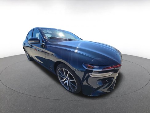 Used 2025 Genesis G70 2.5T image 2