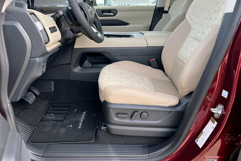 New 2025 Nissan Armada Platinum image 17