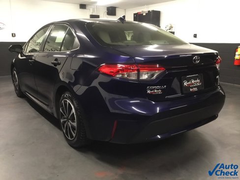 Used 2021 Toyota Corolla LE image 8