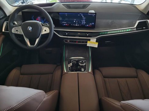 New 2026 BMW X7 xDrive40i w/ Executive Package image 39