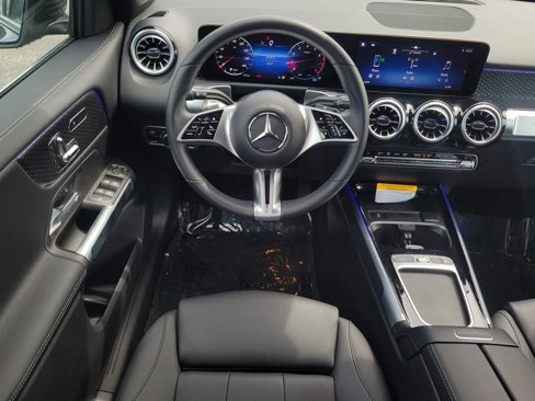 Certified 2025 Mercedes-Benz GLB 250 image 15