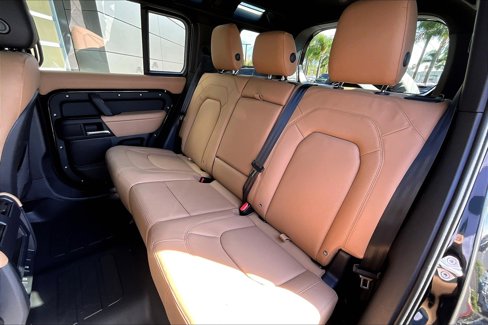 New 2026 Land Rover Defender 110 S image 10