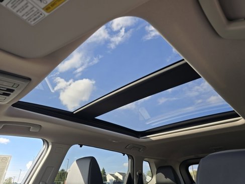 New 2026 Nissan Rogue SV image 4