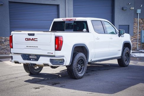 Used 2023 GMC Sierra 1500 AT4 w/ Technology Package image 8