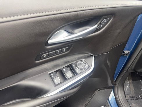 Used 2025 Cadillac XT4 Premium Luxury w/ Technology Package image 34