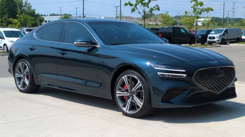 Used 2025 Genesis G70 3.3T Advanced w/ Sport Prestige Package image 9