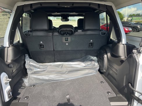 New 2025 Jeep Wrangler Sahara image 15