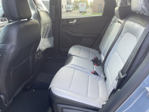 New 2026 Ford Escape SE image 12