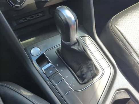 Used 2019 Volkswagen Tiguan SE image 23