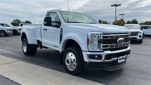 New 2026 Ford F450 XLT image 2