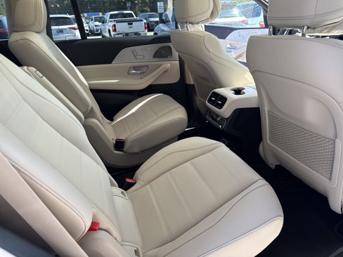 New 2026 Mercedes-Benz GLS 450 4MATIC image 14