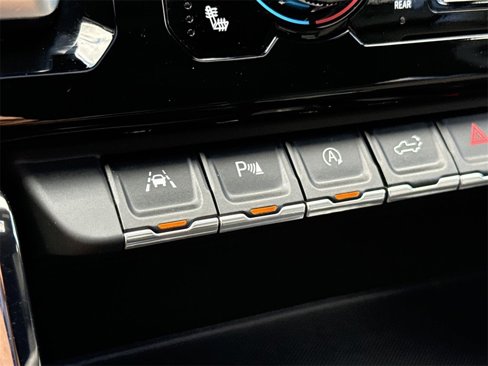 Used 2023 GMC Sierra 1500 AT4 w/ Technology Package image 38