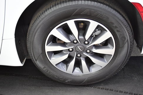 Used 2024 Chrysler Pacifica Limited image 37