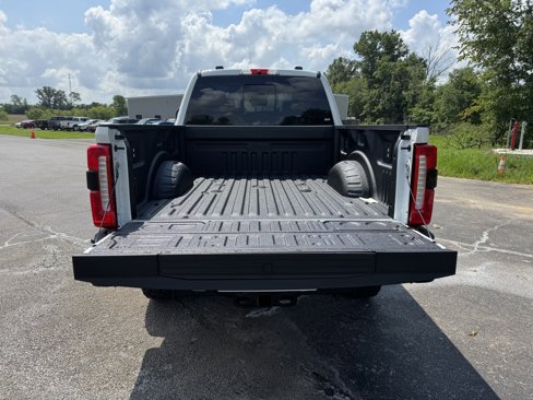 New 2025 Ford F250 Lariat w/ Lariat Ultimate Package image 24