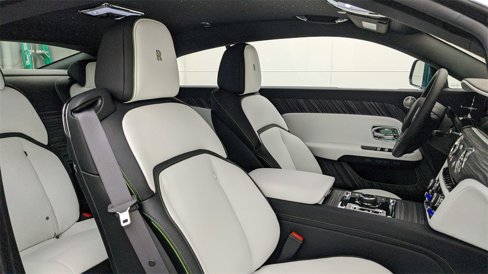 Used 2024 Rolls-Royce Spectre w/ Spectre Launch Package image 5