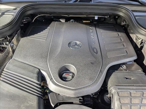 New 2026 Mercedes-Benz GLS 450 4MATIC image 16