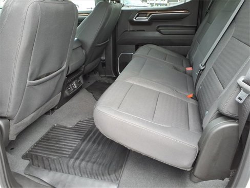 Used 2023 Chevrolet Silverado 1500 LT image 8