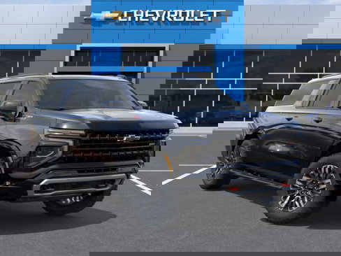 New 2026 Chevrolet Suburban Z71 image 7