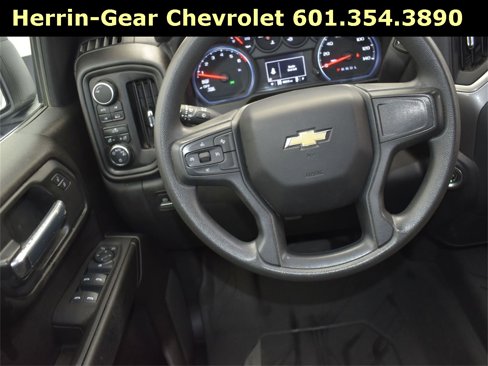 Used 2023 Chevrolet Silverado 1500 Custom image 30