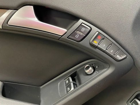 Used 2013 Audi A5 2.0T Premium Plus w/ Premium Plus Pkg image 38