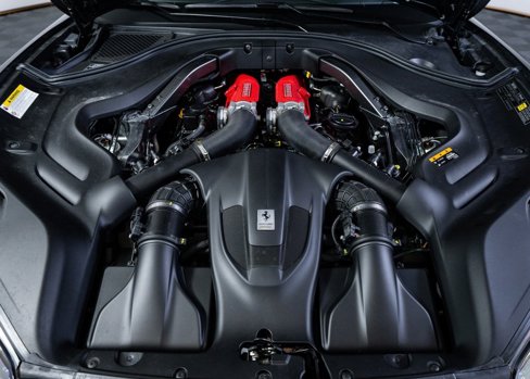Certified 2023 Ferrari Portofino M image 29
