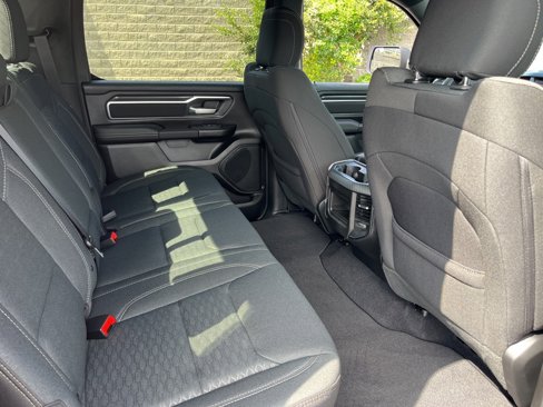 New 2026 RAM 1500 4x4 Crew Cab image 15