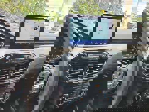 Used 2022 Ford Escape SEL image 12