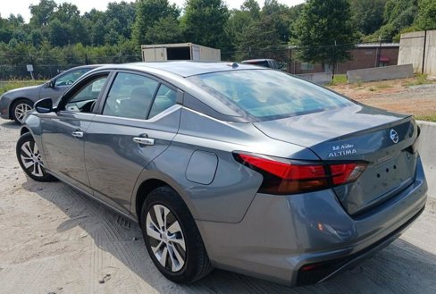 Used 2020 Nissan Altima 2.5 S image 4