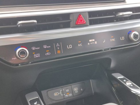 New 2025 Kia Sorento SX Prestige w/ Sage Leather Package image 24