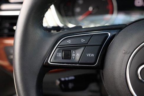 Used 2022 Audi A4 2.0T Premium image 28