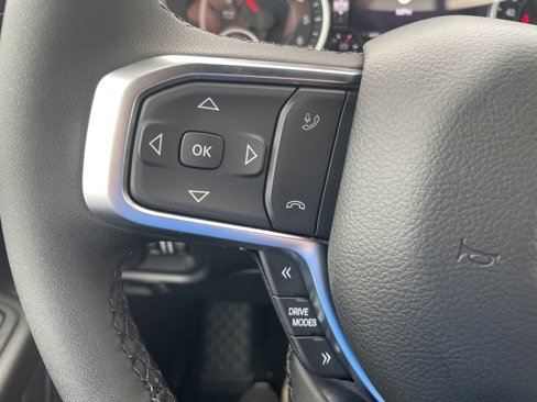 New 2026 RAM 1500 4x4 Crew Cab image 21