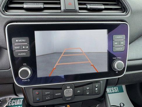 Used 2023 Nissan Leaf S image 17