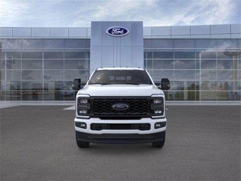 New 2025 Ford F250 4x4 Crew Cab Super Duty image 6