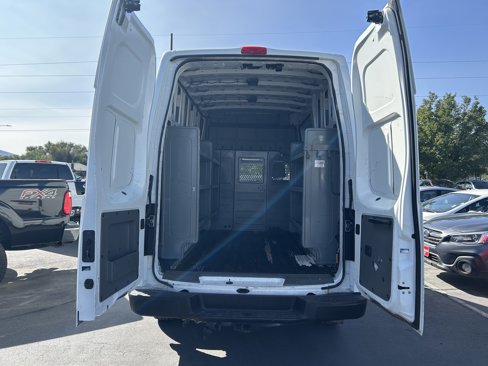 Used 2020 Nissan NV 2500 S image 5