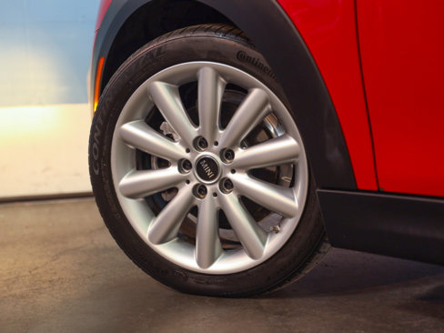 Used 2019 MINI Cooper 2-Door Hardtop image 27