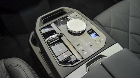 New 2026 BMW iX M70 image 28