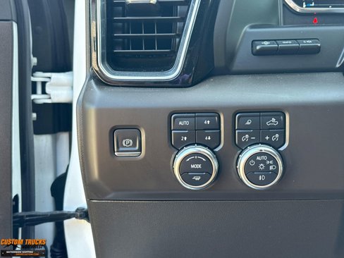 Used 2024 GMC Sierra 3500 Denali w/ Denali Reserve Package image 21
