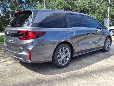 New 2026 Honda Odyssey Touring image 17