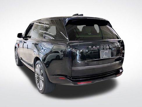 Used 2023 Land Rover Range Rover SE image 3