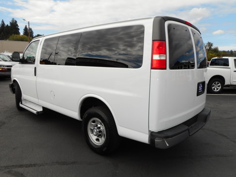 Used 2016 Chevrolet Express 3500 LT w/ LT Preferred Equipment Group image 9