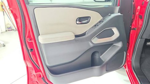 Used 2025 Nissan Frontier SV w/ SV Convenience Package image 19