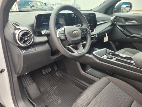 New 2026 Chevrolet Equinox LT w/ LPO, Floor Liner Package image 10