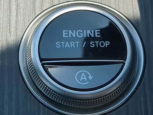 New 2025 Mercedes-Benz C 300 Sedan image 15