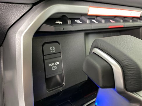New 2025 Toyota Tundra Platinum image 24