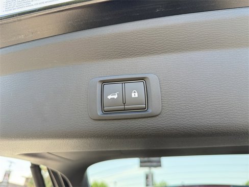 New 2025 Mitsubishi Outlander SEL image 10