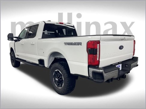 New 2026 Ford F250 Lariat w/ Tremor Off-Road Package image 9
