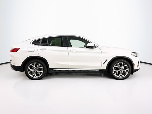 Used 2024 BMW X4 xDrive30i w/ Parking Assistance Package image 10