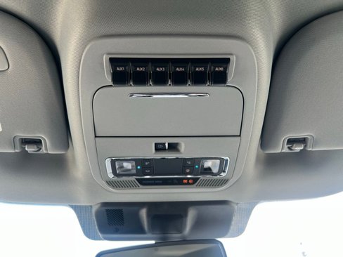 New 2026 Ford F350 Lariat w/ Chrome Package image 27