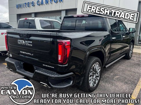 Used 2023 GMC Sierra 1500 Denali Ultimate image 2