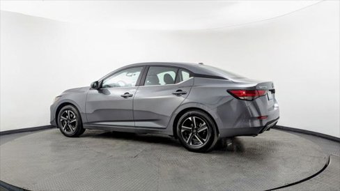 Used 2025 Nissan Sentra SV image 6
